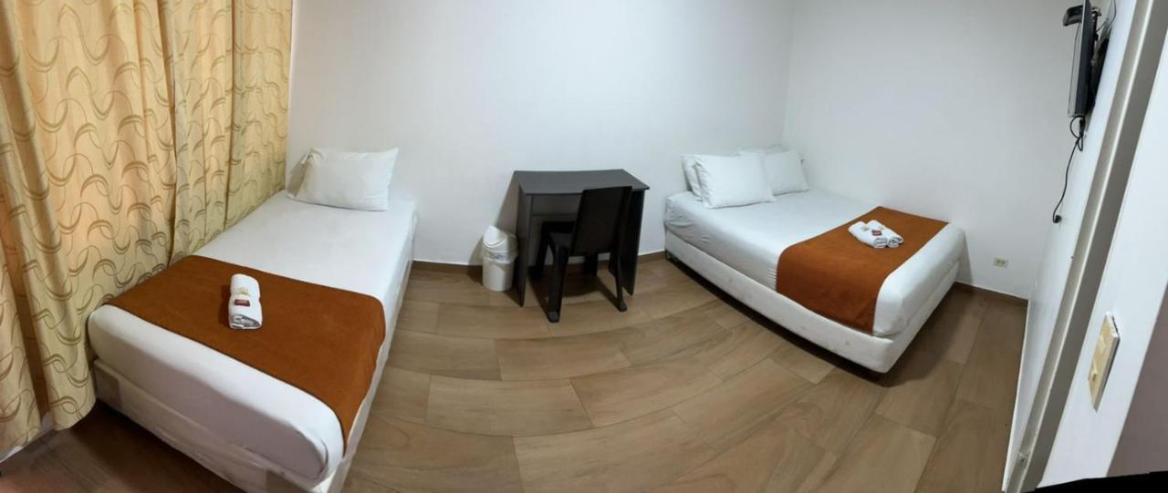 Hotel Embassy Star 보고타 외부 사진